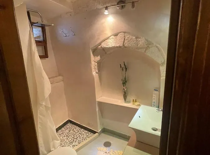 아파트 La Grotta Bianca 오스투니