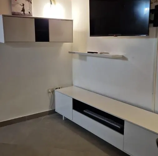 La Grotta Bianca 오스투니